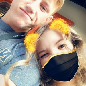 Meet your Posher, Elle